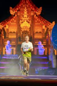 BIB: 282
                            <button type="button" onclick="openModal(22469999)" class="btn btn-primary btn-sm float-right btn-popup" data-toggle="modal" data-target=".modal-high-quality">
                        <i class="fas fa-shopping-cart"></i> Add to Cart
                    </button>
                                            <button type="button" onclick="isThisMe(22469999, true)" class="btn btn-success btn-sm float-right btn-popup btn-isme hidden" data-toggle="tooltip" data-placement="bottom" title="นี่คือรูปของคุณใช่ไหม คลิกที่นี่เพื่อเอาเข้าอัลบั้ม">
                        <i class="fas fa-plus"></i> Add to album
                    </button>
                    <button type="button" onclick="isThisMe(22469999, false)" class="btn btn-warning btn-sm float-right btn-popup btn-isnotme hidden">
                        <i class="fas fa-ban"></i> Remove from album
                    </button>